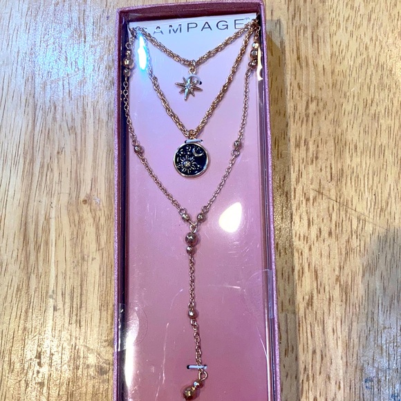 Rampage Layered Necklace - Picture 1 of 4